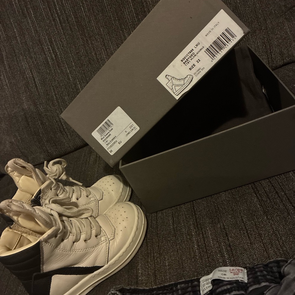 Rick Owens Toddler White Baby Geo Black High-Top Sneakers~ Size 6 US - Picture 2 of 5